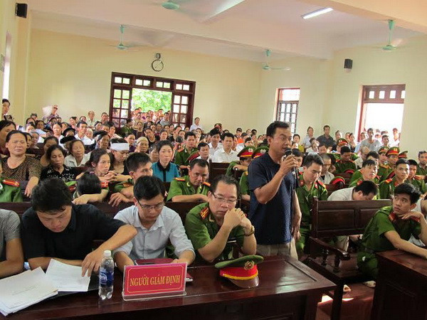 Vĩnh Phúc: Mở phiên tòa xét xử lại vụ “quan tài diễu phố" ảnh 1