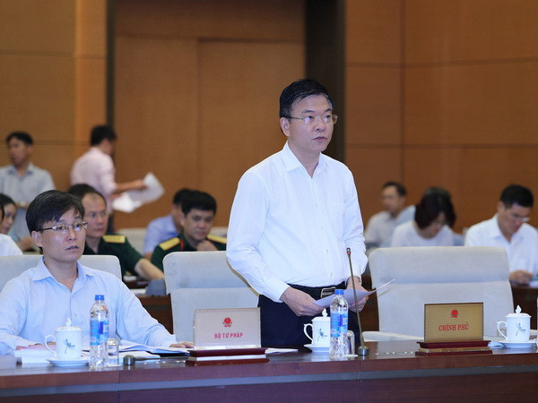 Thông qua Nghị quyết về thành lập Tòa án Nhân dân thành phố Sầm Sơn ảnh 1