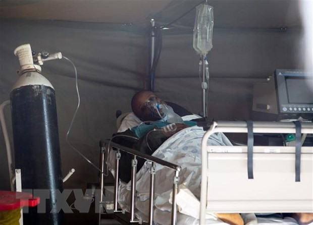 LHQ kêu gọi chấm dứt các lệnh trừng phạt đơn phương vì dịch COVID-19 ảnh 1