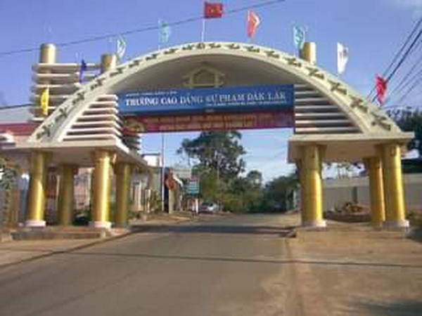 Khởi tố nguyên hiệu trưởng và kế toán trưởng Cao đẳng sư phạm Đắk Lắk ảnh 1