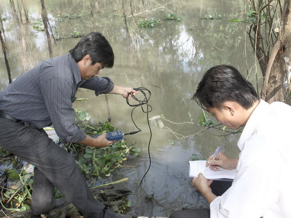 Nước mặn xâm nhập sâu tới 50km tại cửa sông ĐBSCL ảnh 1