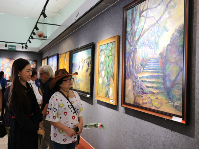 Triển lãm mỹ thuật khu vực Đông Nam Bộ: Giới thiệu văn hóa đặc trưng ảnh 1