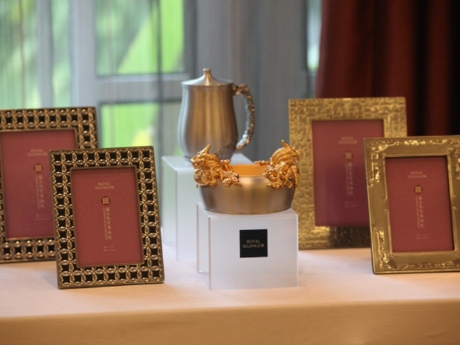Quà tặng cao cấp Royal Selangor chính thức có mặt tại Việt Nam ảnh 1