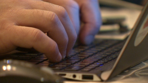 Mỹ lần đầu công khai buộc tội Nga tấn công mạng nước này ảnh 1