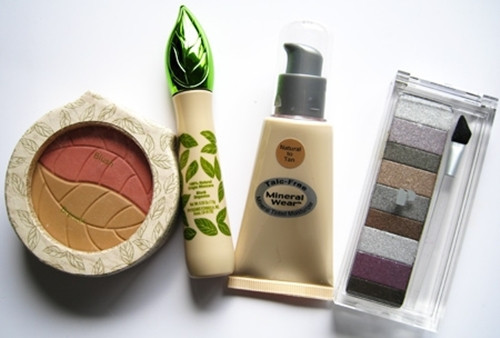 Tám thương hiệu mỹ phẩm chuyên dành cho da nhạy cảm ảnh 1