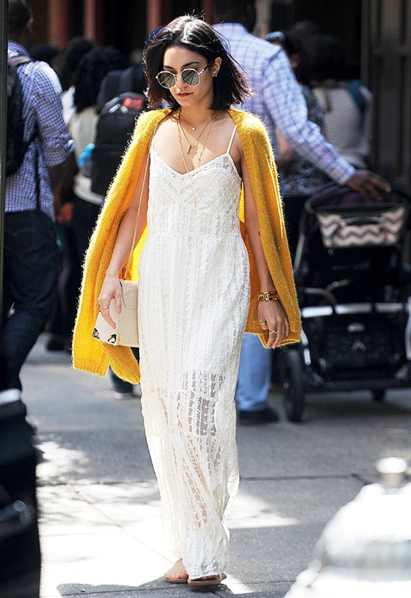 Học lỏm bí kíp diện đầm maxi cuốn hút như Vanessa Hudgens ảnh 4