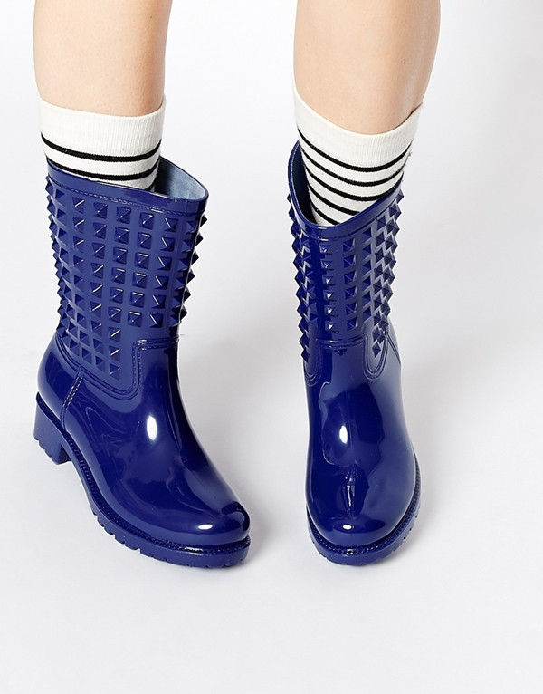 Xu hướng thời trang dành cho thời tiết ẩm ương lúc giao mùa ảnh 12