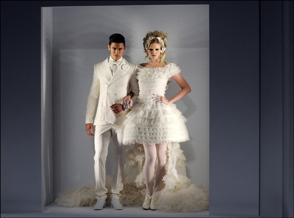 Những mẫu cưng của "ông hoàng" Karl Lagerfeld trong 20 năm qua ảnh 14