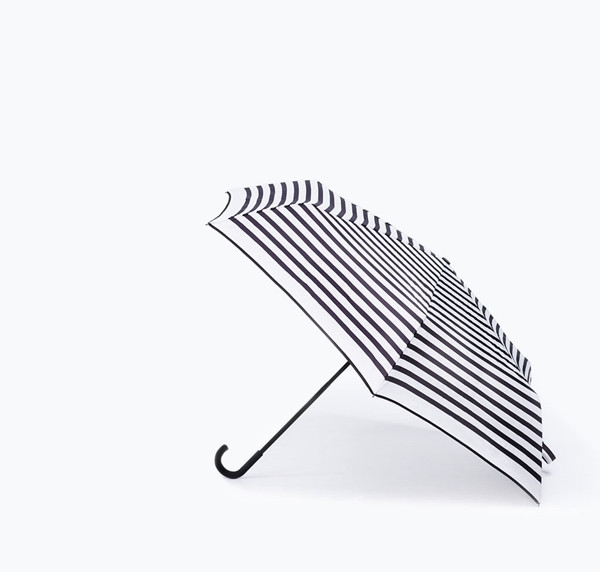 Xu hướng thời trang dành cho thời tiết ẩm ương lúc giao mùa ảnh 16