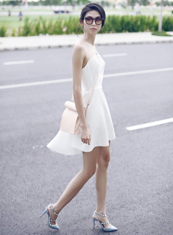 Ngẩn ngơ trước gu thời trang của kiều nữ Việt khi xuống phố ảnh 13