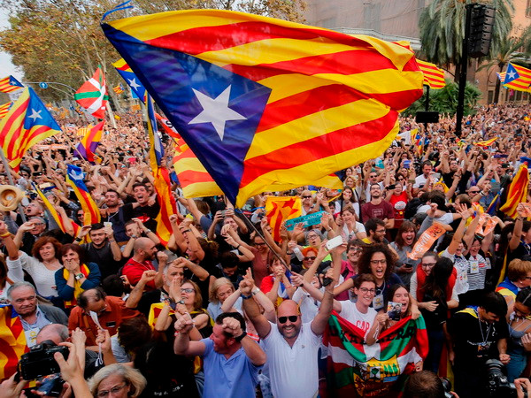 Cựu Thủ hiến Catalonia không chấp nhận quyết định của Tây Ban Nha ảnh 1