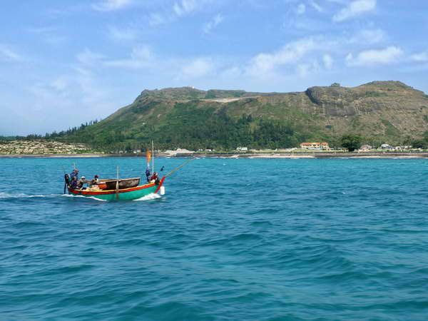 Đài Icom cộng đồng góp phần bảo vệ chủ quyền biển, đảo ảnh 1