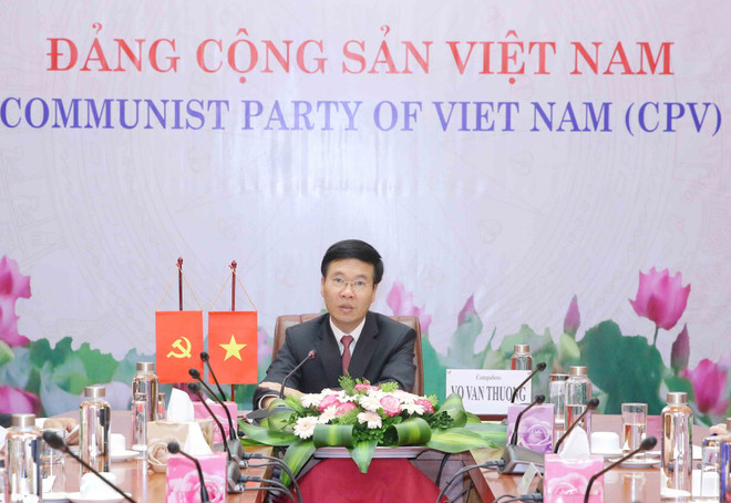 Trưởng Ban Tuyên giáo Trung ương Võ Văn Thưởng tại hội đàm trực tuyến. (Ảnh: Phương Hoa/TTXVN) Trưởng Ban Tuyên giáo TW hội đàm với Trưởng Ban Tư tưởng TW Đảng Cuba ảnh 1