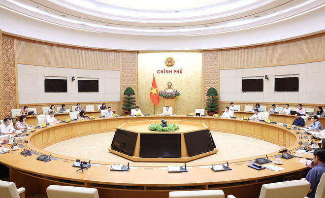 Phó Thủ tướng Lê Minh Khái chủ trì cuộc họp Ban Chỉ đạo điều hành giá. (Ảnh: Dương Giang/TTXVN) TTXVN_2404PhoThutuongLeminhkhai3.jpg