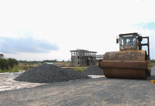 Thực hiện quyết liệt các biện pháp, đẩy mạnh giải ngân vốn đầu tư công ảnh 2