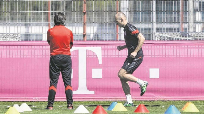 Bayern Munich đón tin cực vui trước thềm "đại chiến" với Porto ảnh 2