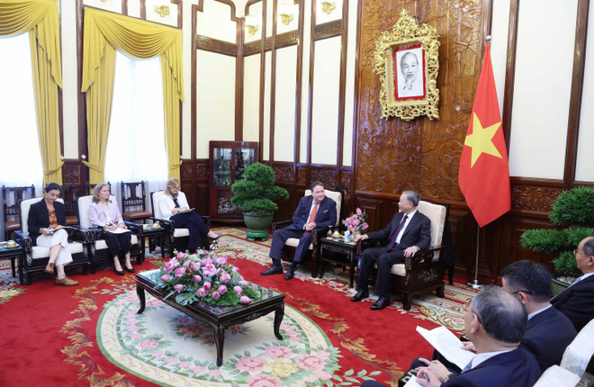 Chủ tịch nước Tô Lâm tiếp Đại sứ Hoa Kỳ tại Việt Nam Marc Knapper. (Ảnh: Nhan Sáng/TTXVN) ttxvn_chu_tich_nuoc_to_lam_tiep_dai_su_hoa_ky_tai_viet_nam_3.jpg