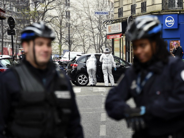 Vatican bày tỏ sự "ghê tởm" với cuộc tấn công khủng bố ở Paris ảnh 1