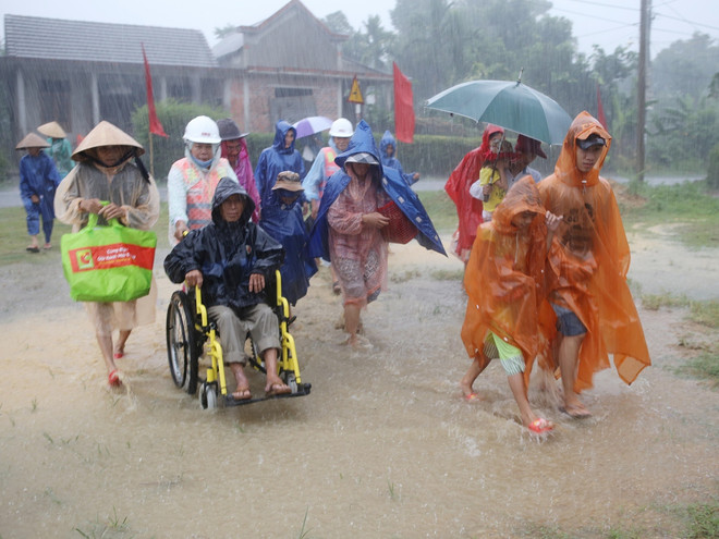 USAID hỗ trợ Việt Nam thêm 500.000 USD để ứng phó thiên tai ảnh 1