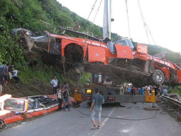 Tuyên dương 16 thanh niên cứu người trong vụ tai nạn ở Lào Cai ảnh 1