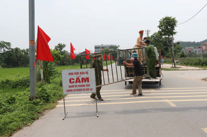 Bắc Ninh đề nghị các địa phương hỗ trợ đối với xe đưa đón công nhân ảnh 1