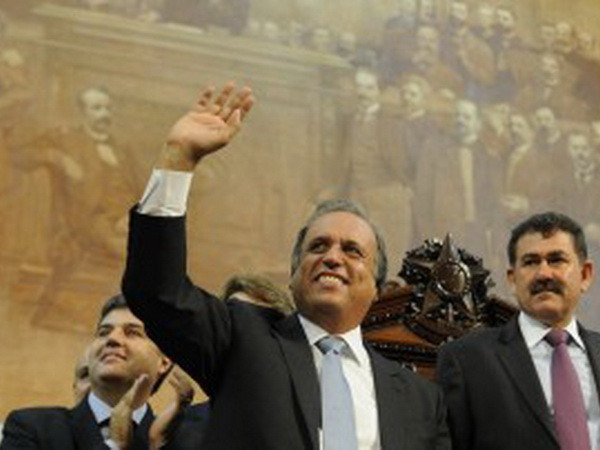 Vụ bê bối Petrobras: Thống đốc bang Rio de Janeiro bị điều tra ảnh 1