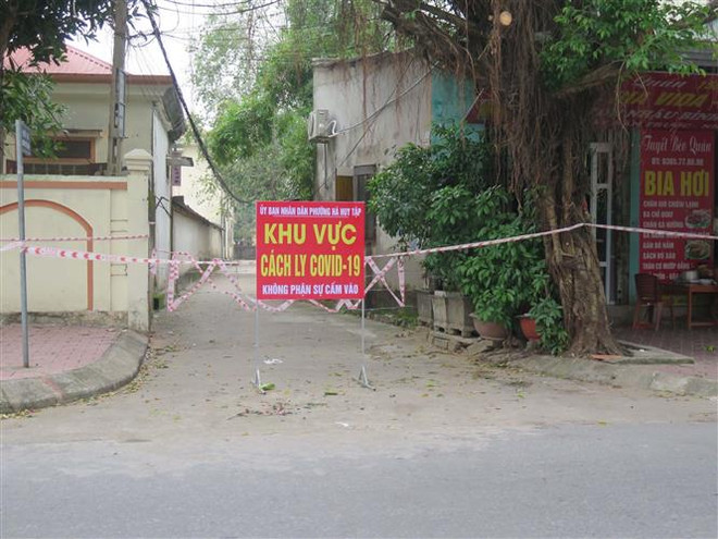 Nghệ An đẩy nhanh kế hoạch tiêm phủ vaccine COVID-19 cho người dân ảnh 1