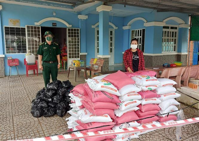 Nhiều hoạt động hỗ trợ thiết thực đẩy lùi dịch bệnh tại các địa phương ảnh 1