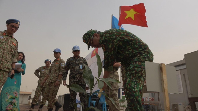 Bệnh viện dã chiến cấp 2 tổ chức kỷ niệm ngày 27/2 tại Nam Sudan ảnh 1