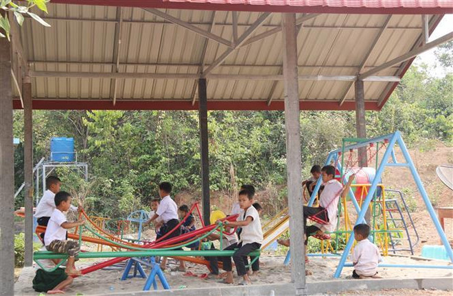 Doanh nghiệp Việt Nam tại Lào tích cực thực hiện trách nhiệm xã hội ảnh 3