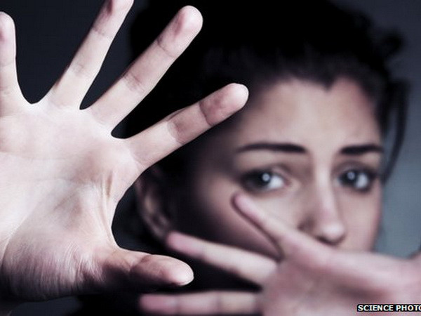 Italy: Cứ 3 ngày lại có 1 phụ nữ bị chồng hoặc người thân giết hại ảnh 1