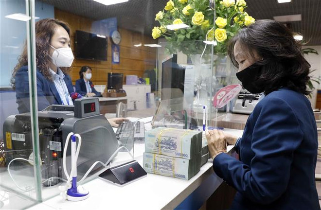 Ngân hàng lớn tăng mạnh lãi suất huy động, cao nhất lên gần 8%/năm ảnh 1