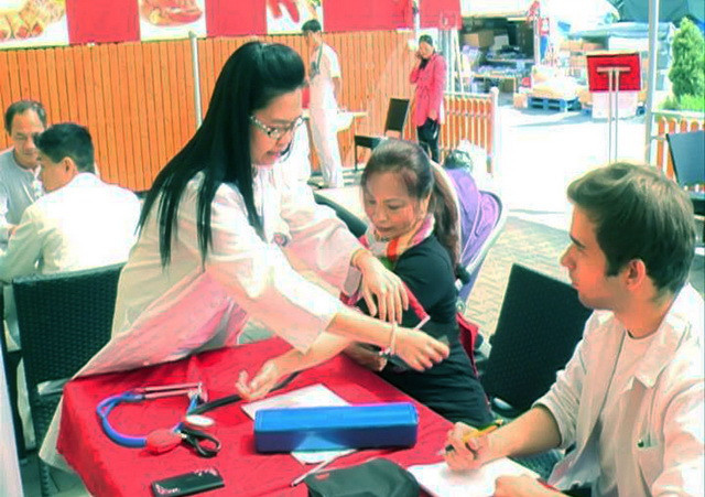 Sinh viên Việt Nam tổ chức Ngày Sức khỏe cộng đồng ở Séc ảnh 1