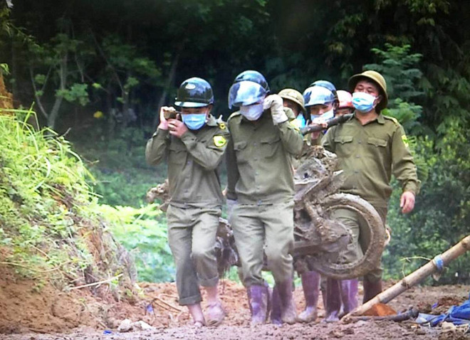 Toàn cảnh vụ 'sạt núi lịch sử' khiến 18 người tử nạn tỉnh Hòa Bình ảnh 7