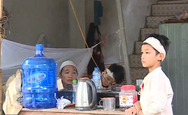 Nỗi đau xé lòng ở Hòa Bình: Cả nhà tử nạn, nước mắt vẫn chưa ngừng rơi ảnh 1