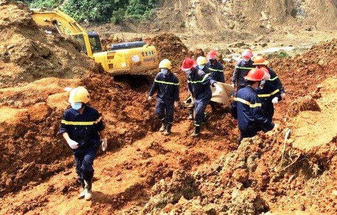 Toàn cảnh vụ 'sạt núi lịch sử' khiến 18 người tử nạn tỉnh Hòa Bình ảnh 15