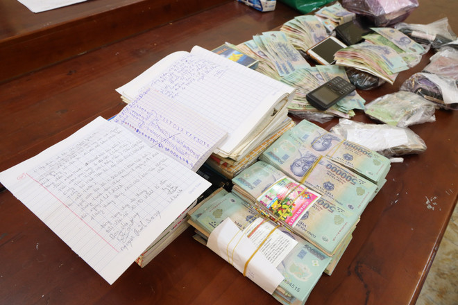 Triệt phá đường dây đánh bạc trên không gian mạng hơn 100 tỷ đồng ảnh 1