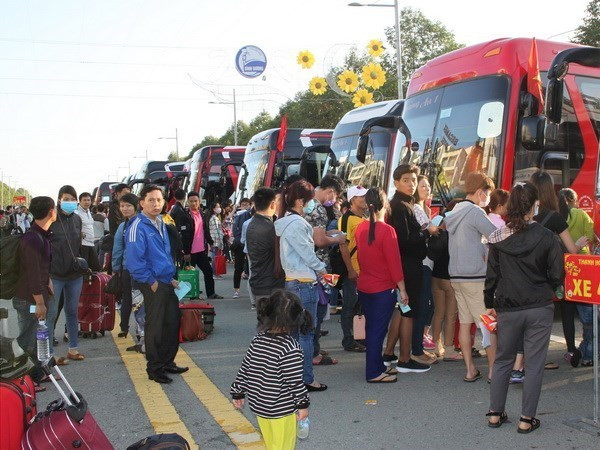 Ảnh minh họa. (Nguồn: TTXVN) Hưng Yên: Gần 60 chuyến xe đưa công nhân về quê ăn Tết ảnh 1