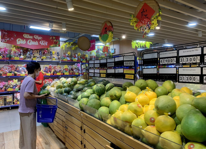 Sức mua nhiều ngành hàng Tết tăng cao tại Thành phố Hồ Chí Minh ảnh 2