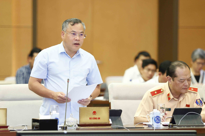 UBTV Quốc hội: Đề xuất thí điểm đấu giá biển số ôtô trong 3 năm ảnh 2