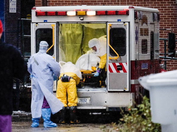 Thêm một trường hợp tử vong do nhiễm Ebola tại Mỹ ảnh 1