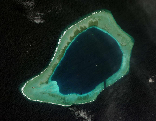 Phóng viên BBC kể bị Hải quân Trung Quốc đe dọa ở Biển Đông ảnh 1