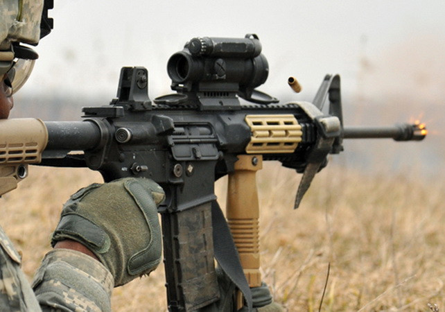 Bộ Quốc phòng Trung Quốc phản đối Mỹ bán vũ khí cho Đài Loan ảnh 1