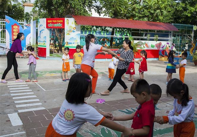 Hà Nội: Phải thông báo quy trình đưa đón, quản lý trẻ cho phụ huynh ảnh 1