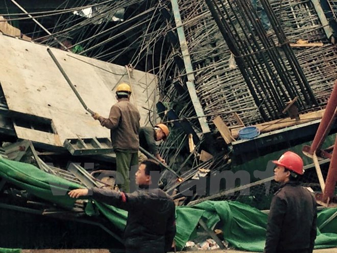 Hai Bộ cam kết phối hợp để tìm nguyên nhân sập giàn giáo ở Hà Đông ảnh 1
