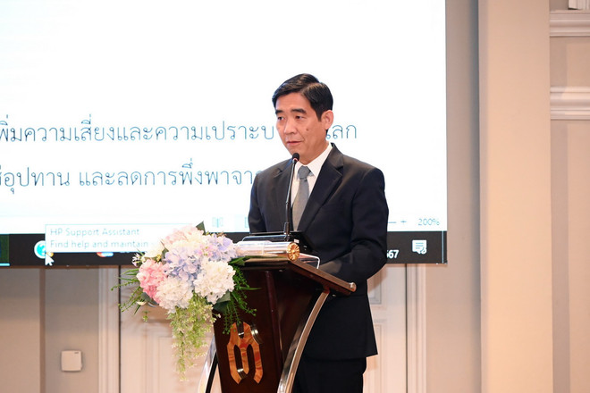 Đại sứ Phạm Việt Hùng phát biểu tại hội thảo. (Ảnh: TTXVN phát) ttxvn thuc_day_hop_tac_viet_nam_-_thai_lan_thong_qua_chien_luoc_“ba_ket_noi”_2_resize.jpg