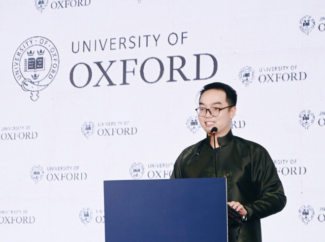 Hinh 2 - Vu Do Khanh Truong Ban To Chuc.JPG