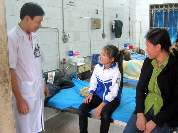 Trẻ chóng mặt sau khi tiêm vắcxin Sởi-Rubella là bình thường ảnh 1