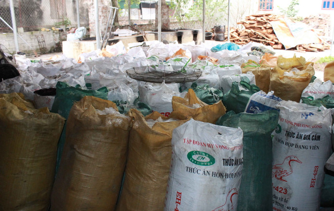 Hà Nội lại phát hiện cơ sở thu gom, chế biến gần 5 tấn mỡ bẩn ảnh 1