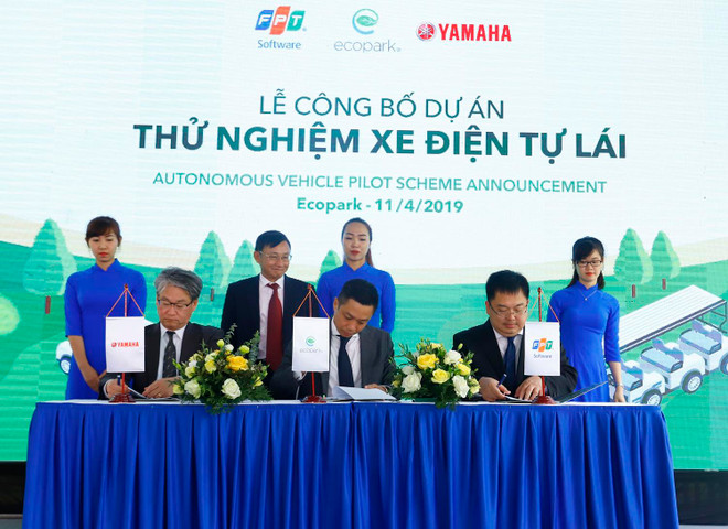 FPT 'bắt tay' đối tác chạy thử xe điện tự lái tại khu đô thị Ecopark ảnh 1